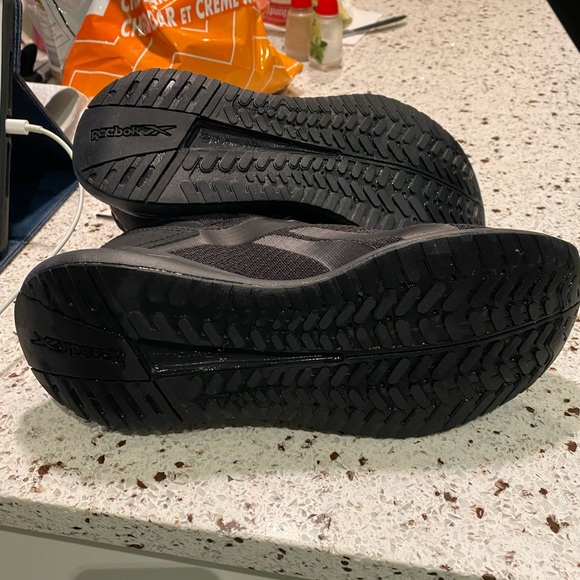 New Reebok Women’s Energen Plus 2 Black Running Shoes - Size 7 / EU37.5 NIB - Picture 8 of 9